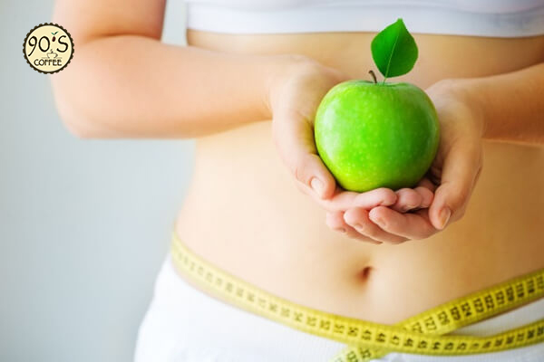 ăn táo có nhiều hiệu quả trong việc giảm cân
