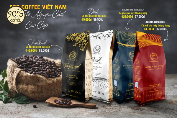 Pha cà phê Americano bằng các sản phẩm của 90S Coffee Việt Nam