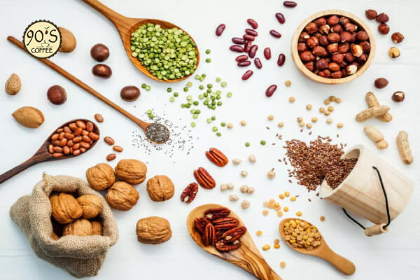 bổ sung các loại hạt vào chế độ ăn