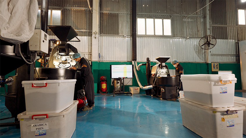 Áp dụng công nghệ rang Hot Air Roasting hiện đại