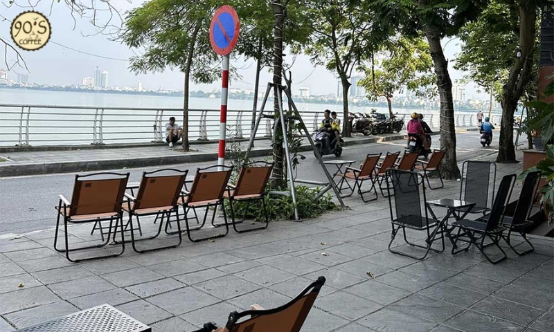 Quán cà phê khu vực Tây Hồ Hà Nội