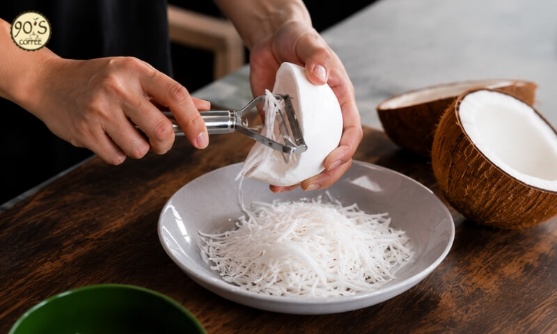 Sơ chế cơm dừa