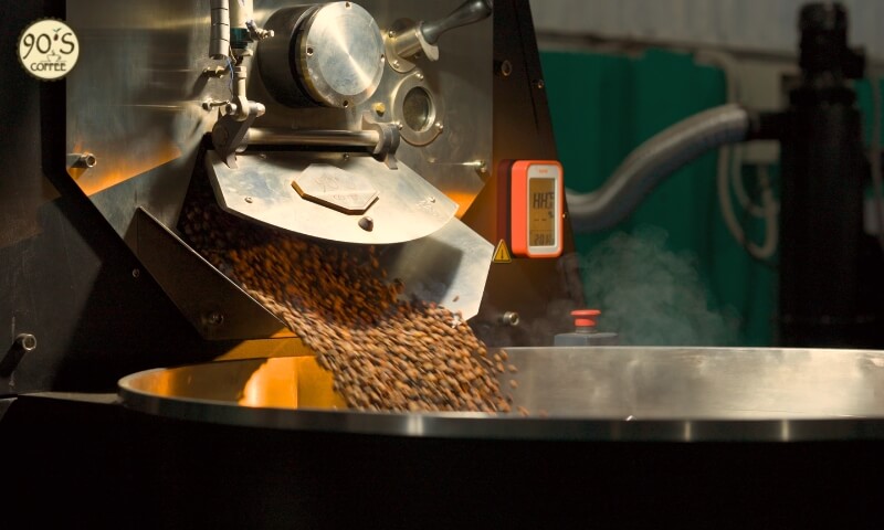 Các máy rang của 90S Coffee sử dụng công nghệ rang Hot Air tiên tiến