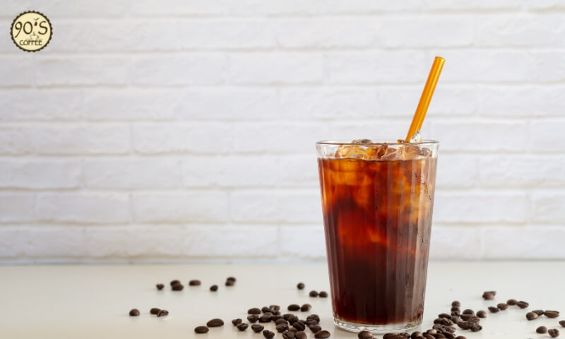 Nếu bạn có vấn đề về tim mạch hoặc huyết áp, bạn nên thăm hỏi ý kiến của bác sĩ trước khi sử dụng Cold Brew